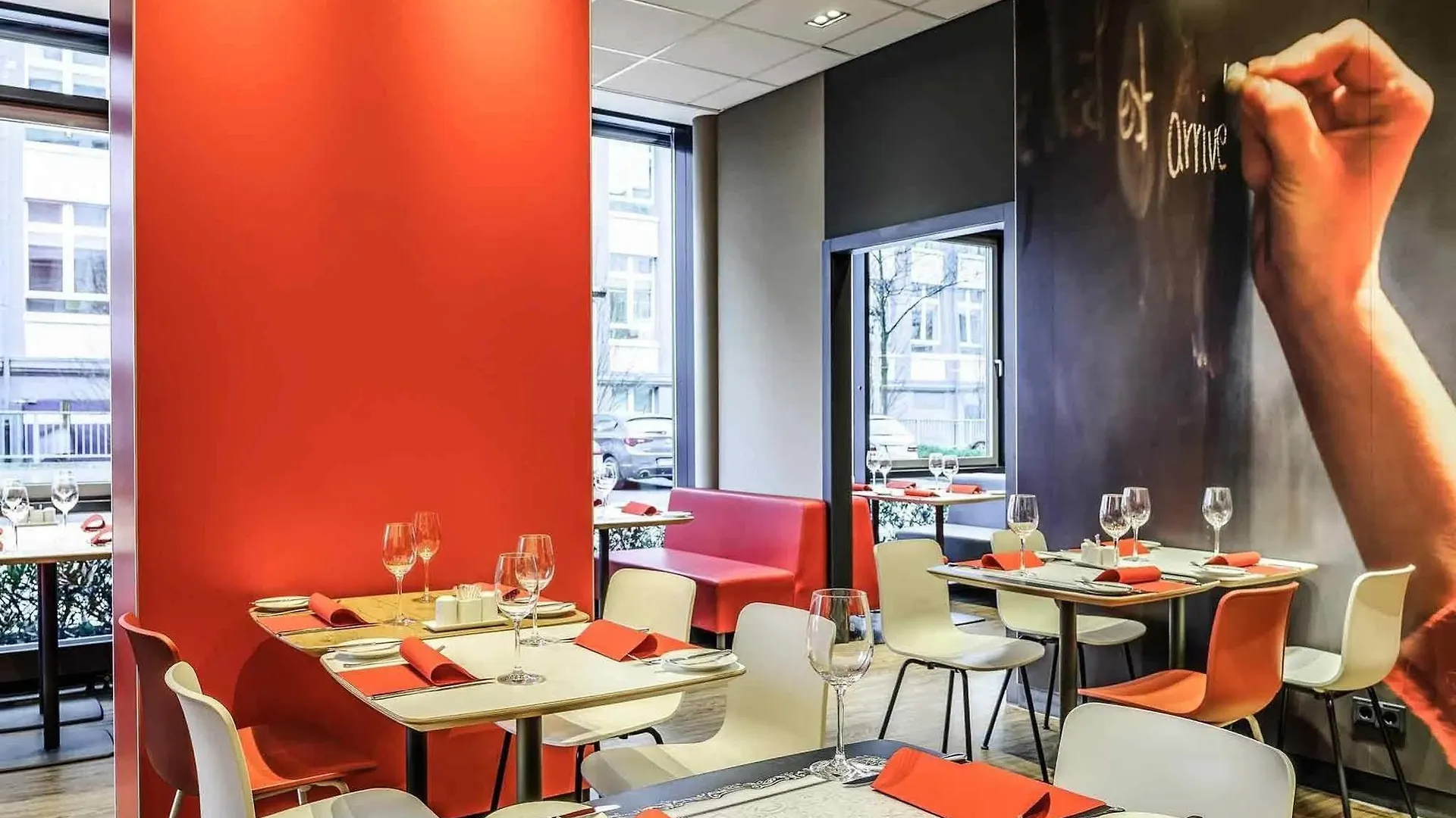 Ibis Hotel Koeln Airport
