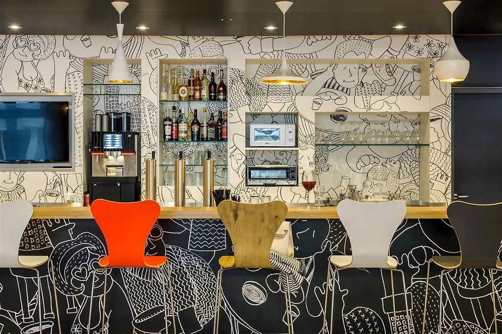 Ibis Hotel Koeln Airport 3*, Köln