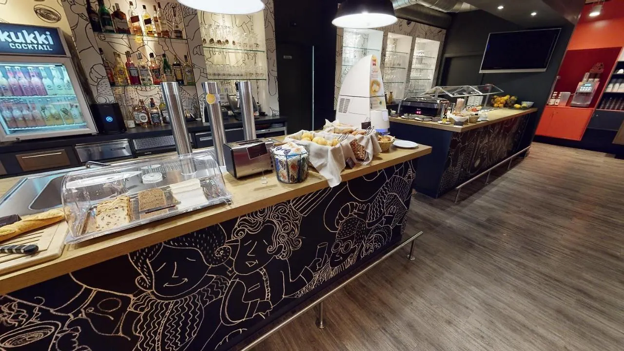 Ibis Hotel Koeln Airport 3*, Köln