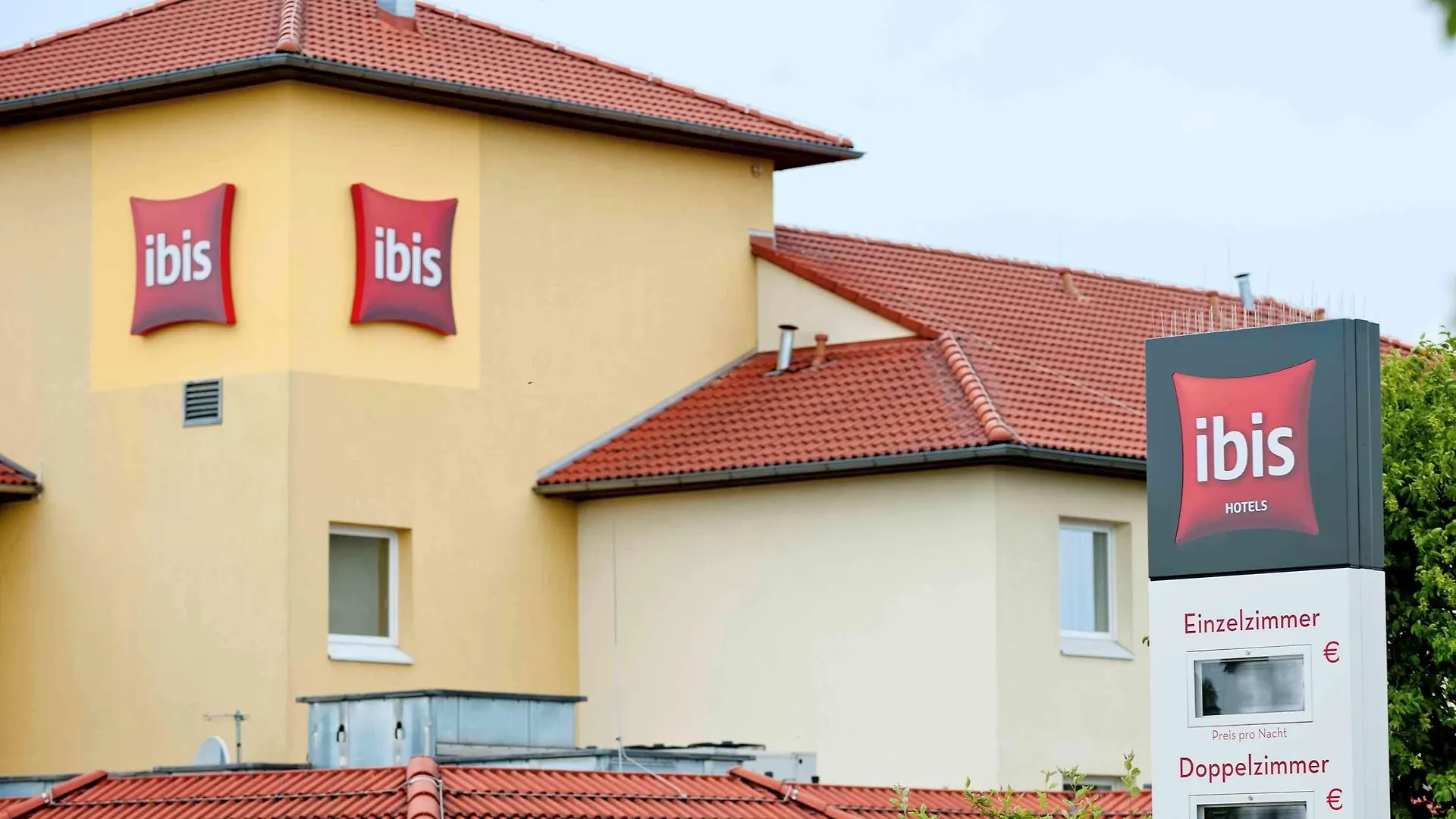 Ibis Hotel Koeln Airport 3*, Colonia