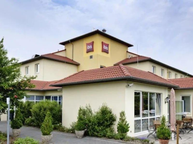 ***  Ibis Hotel Koeln Airport Alemania