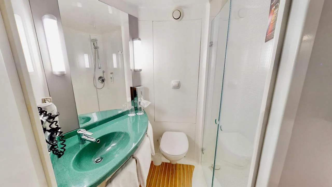 Ibis Hotel Koeln Airport Alemania