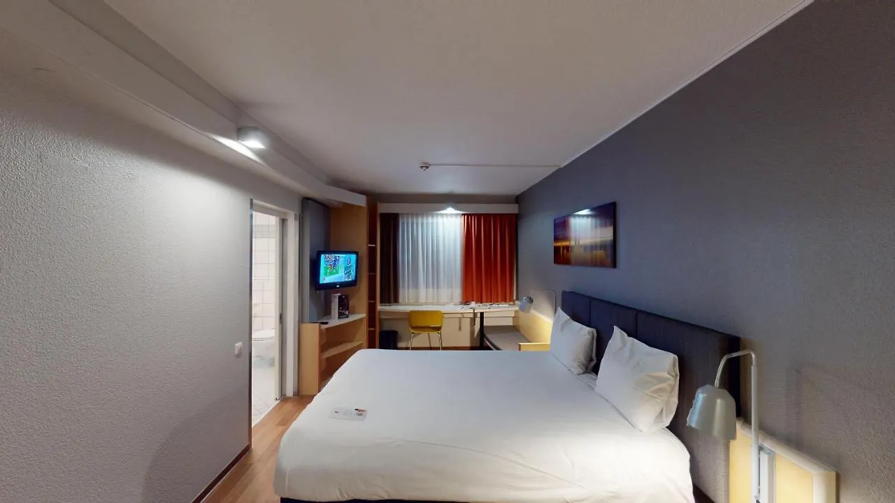 Ibis Hotel Koeln Airport Alemania